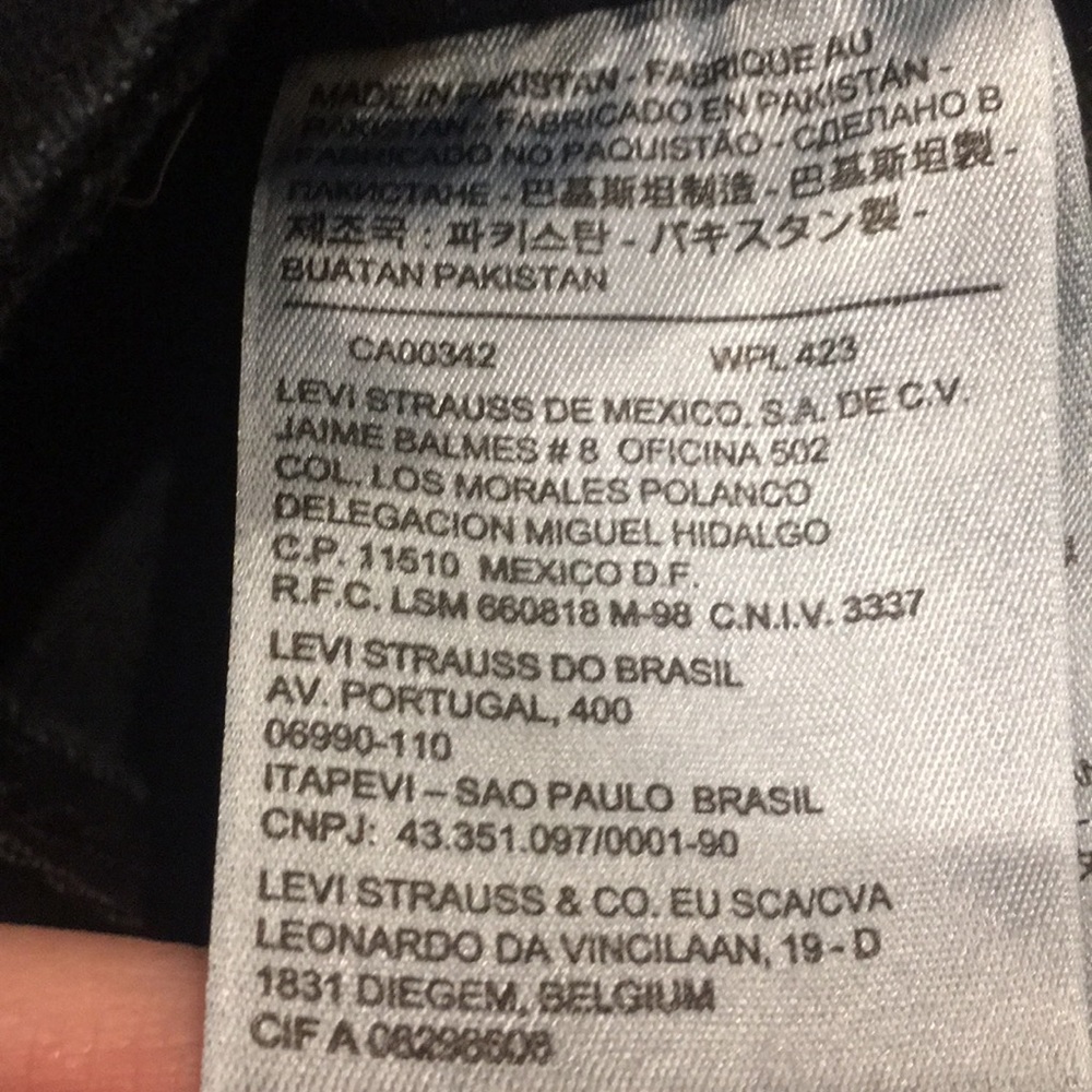 Levi’s Jeans - Picture 7 of 8